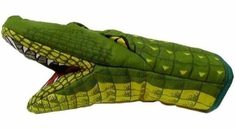 Alligator Oven Mitt