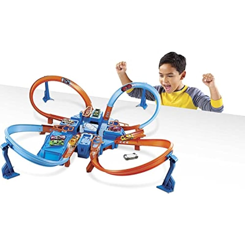 Hot Wheels Track Set with 1:64 Scale Toy Car, 4 Intersections for Crashing, Powered by a Motorized Booster, Criss-Cross Crash Track